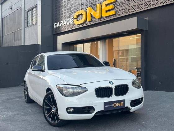 BMW 118i 1.6 FULL 16V TURBO GASOLINA 4P AUTOMÁTICO BMW 118i 1.6 FULL 16V TURBO GASOLINA 4P AUTOMÁTICO